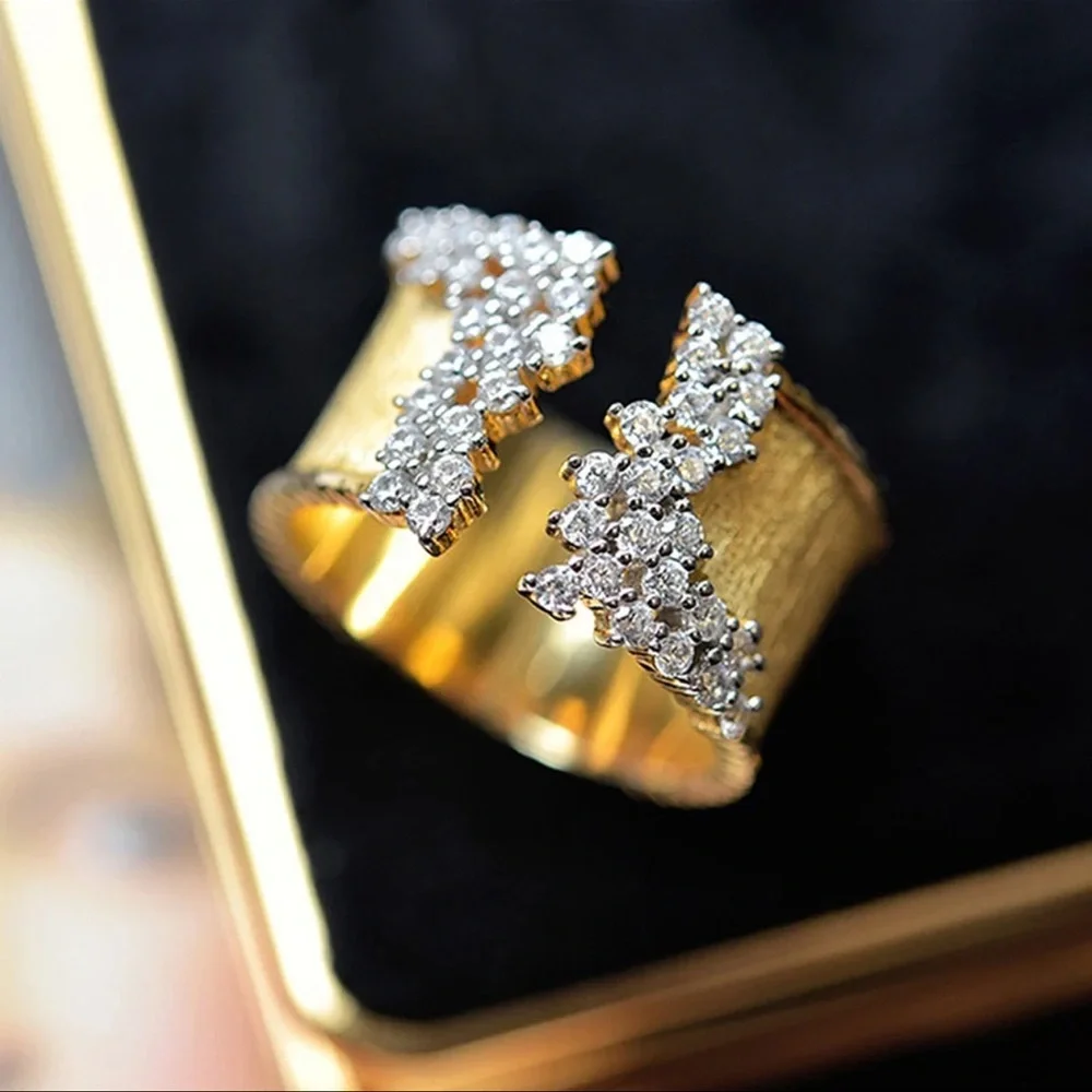 Textured Zircon Ring - Picture 7 of 13